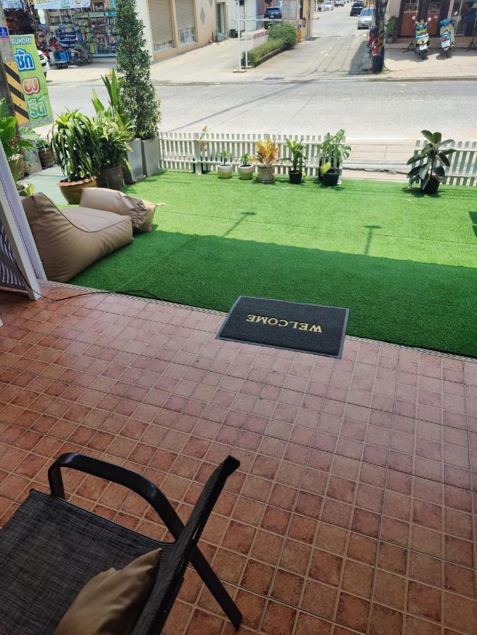 Cafe Nana Hotel Nong Prue 外观 照片