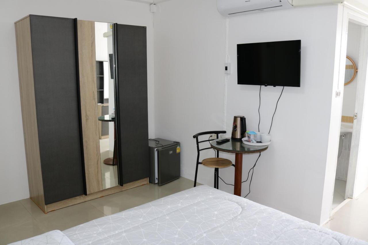 Cafe Nana Hotel Nong Prue 外观 照片